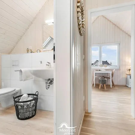 Kleine Perle Beachhouse-charme In Strandnah, Mit Kamin & Badewanne *