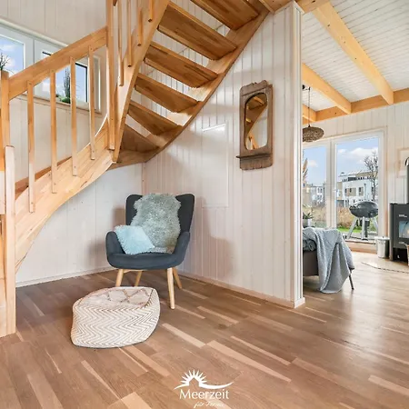 Kleine Perle Beachhouse-charme In Strandnah, Mit Kamin & Badewanne Olpenitz