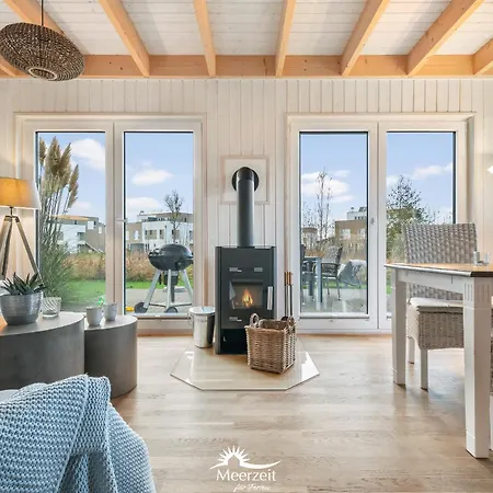 Kleine Perle Beachhouse-charme In Strandnah, Mit Kamin & Badewanne Olpenitz
